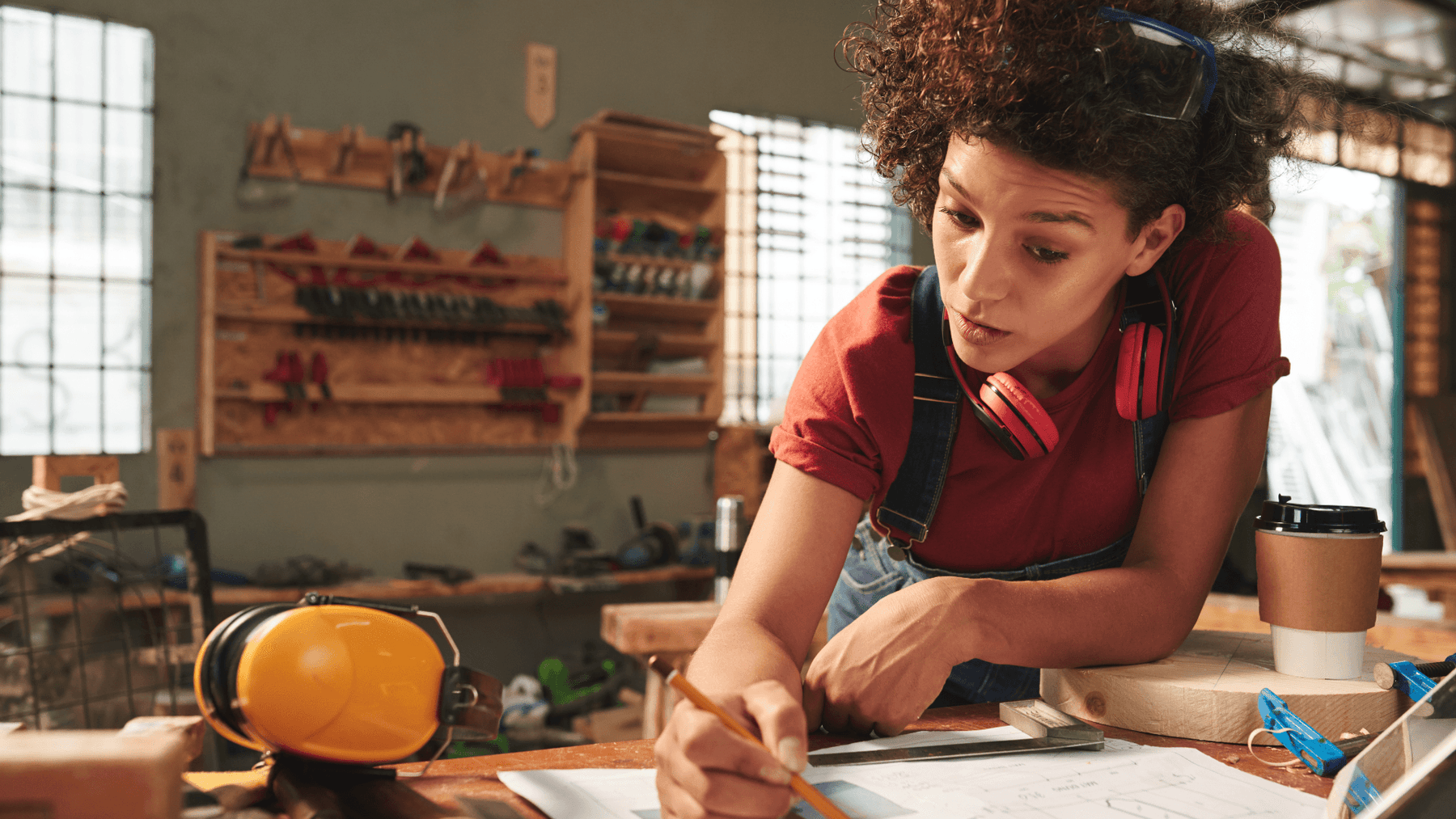 femme ouvrier artisan